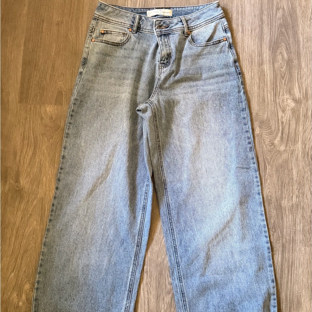 Women's Blue Cropped Jeans